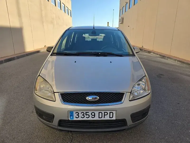 Usado Ford C-MAX Ghia 136 CV (100 kW) 2005 Gris / plata Monovolumen
