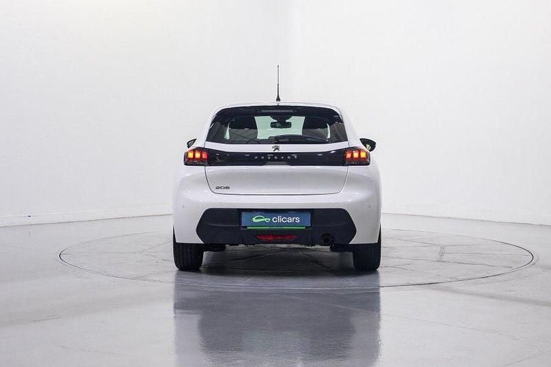 Usado Peugeot 208 Active 100 CV (73 kW) 2021 Blanco Utilitario