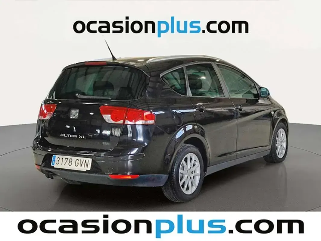 Usado Seat Altea XL Style 125 CV (91 kW) 2010 Negro Monovolumen