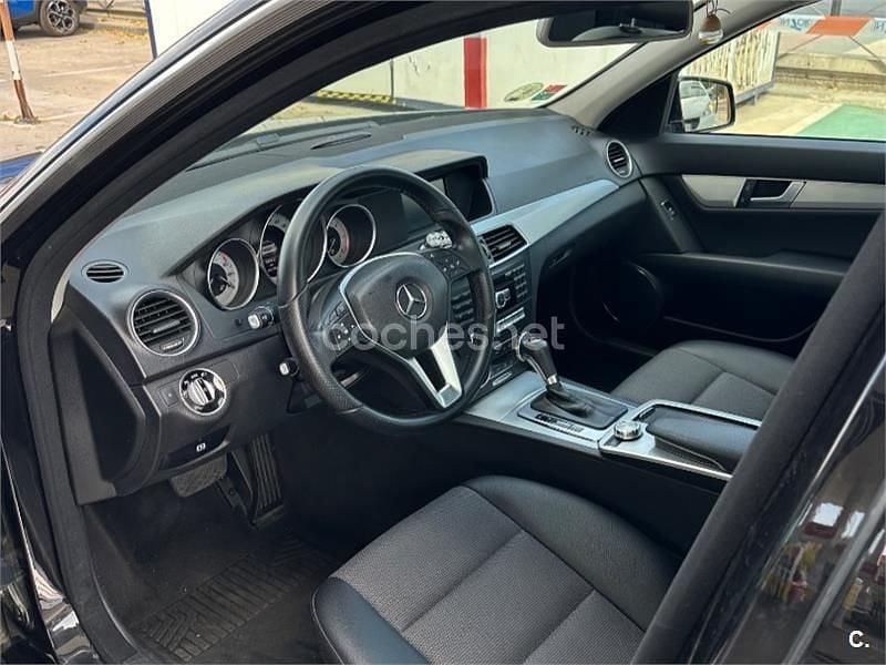 Usado Mercedes C220 Avantgarde 170 CV (125 kW) 2014 Negro Berlina
