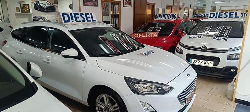 Blanco Usado 2020 Ford Focus Familiar | 9789 € (Buen precio) - Imagen 1/4