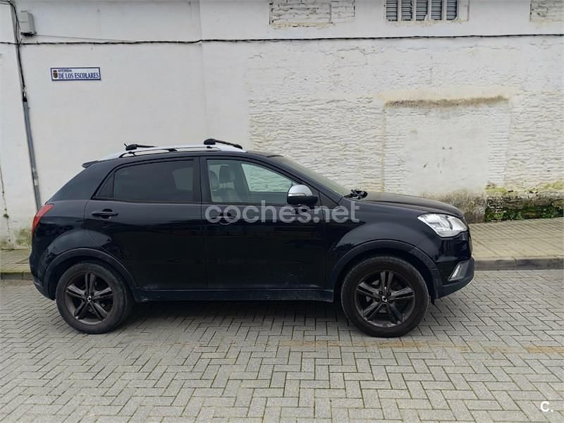 Usado Ssangyong (KGM) Korando Limited 175 CV (128 kW) 2011 Negro SUV
