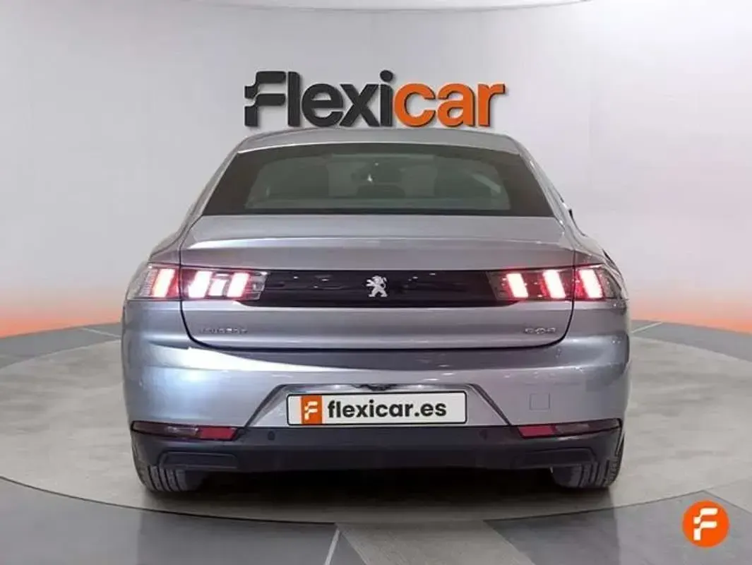 Usado Peugeot 508 Active 131 CV (96 kW) 2021 Gris Berlina
