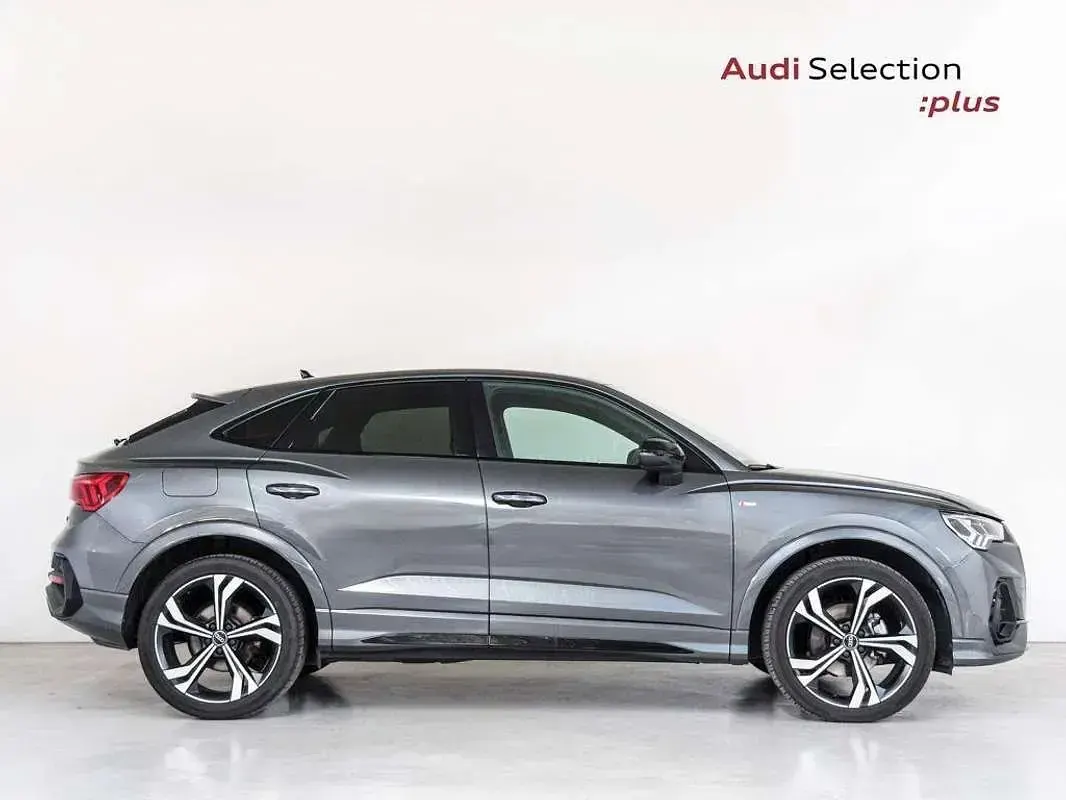 Usado Audi Q3 Sportback Ambiente 150 CV (110 kW) 2025 Gris SUV