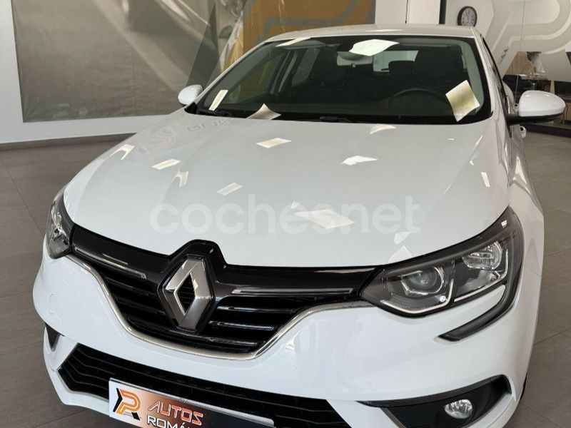 Blanco Usado 2020 Renault Mégane IV Bose Edition Berlina | 11.900 € (Precio justo) - Imagen 1/4
