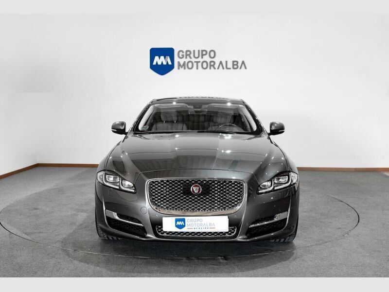 Usado Jaguar XJ Premium Luxury 275 CV (202 kW) 2016 Otro Berlina