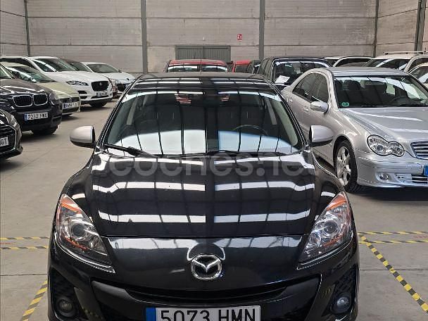 Usado Mazda 3 115 CV (84 kW) 2012 Negro Berlina