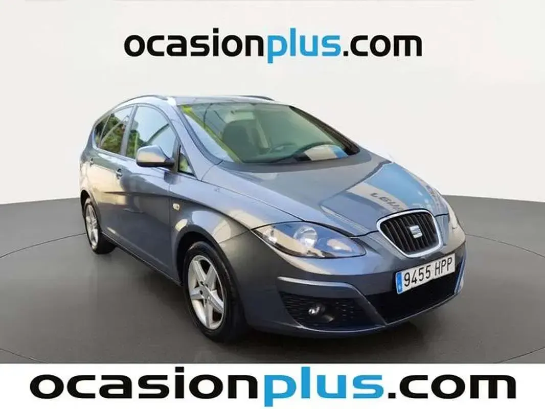 Usado Seat Altea XL Reference 105 CV (77 kW) 2013 Gris Monovolumen