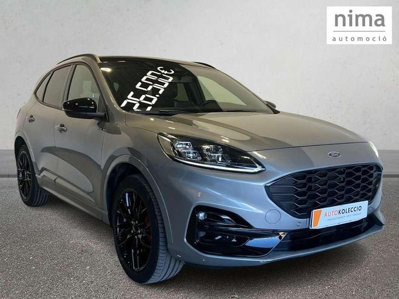 Usado Ford Kuga ST-Line X 226 HP (166 kW) 2023 SUV