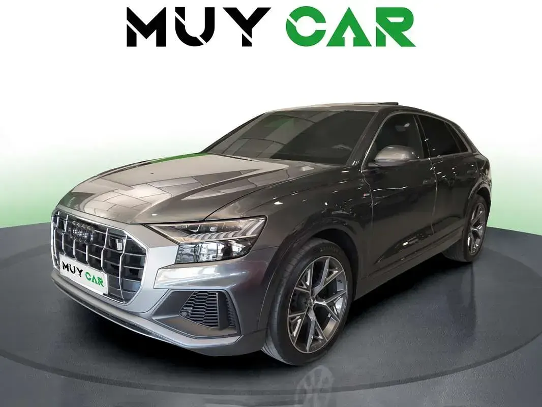 Usado Audi Q8 Ambiente 286 CV (210 kW) 2019 Gris SUV