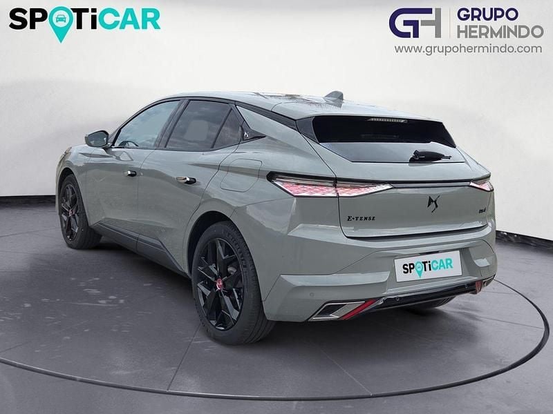 Usado DS Automobiles DS4 Performance 225 CV (165 kW) 2024 Gris / plata Berlina