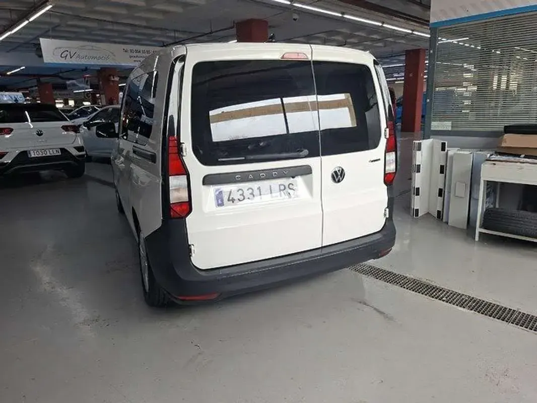 Usado VW Caddy Life 122 CV (89 kW) 2021 Blanco Monovolumen