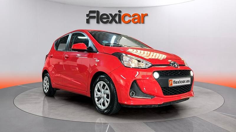 Usado Hyundai i10 67 CV (49 kW) 2020 Rojo Utilitario