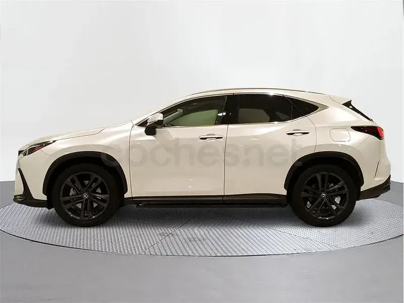 Usado Lexus NX350h Executive Line 242 CV (177 kW) 2025 Blanco SUV