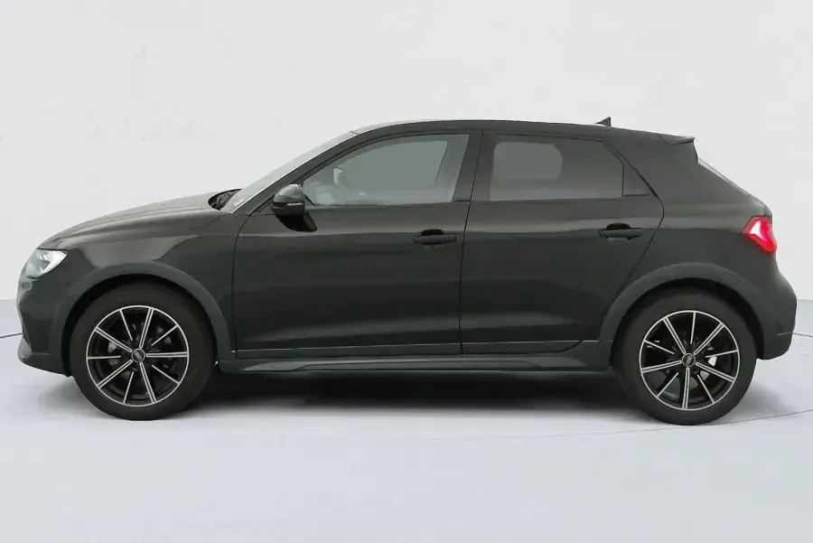 Usado Audi A1 110 CV (80 kW) 2022 SUV