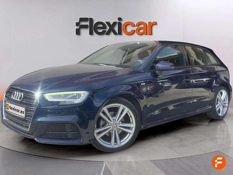 Usado Audi A3 Sportback S-Line 116 CV (85 kW) 2019 Burdeos Utilitario