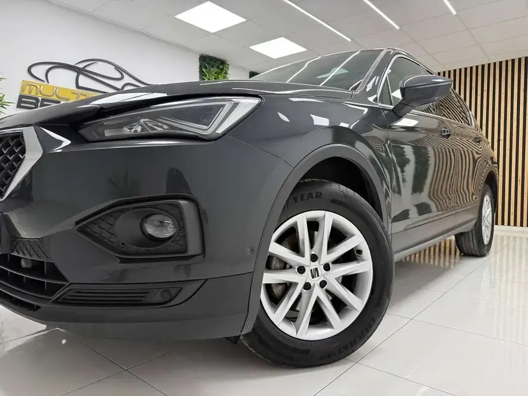 Usado Seat Tarraco Style 150 CV (110 kW) 2022 Gris SUV