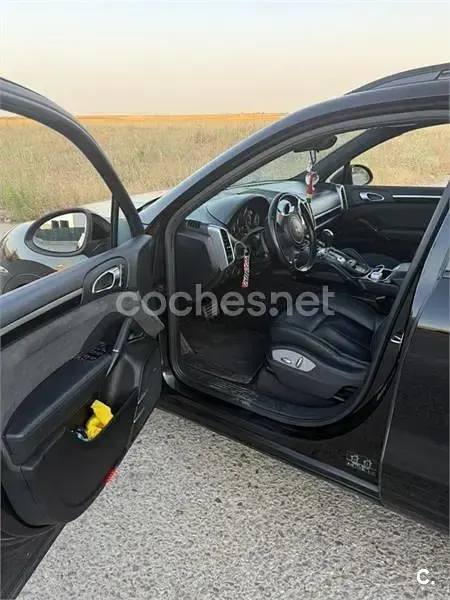 Usado Porsche Cayenne 240 CV (176 kW) 2010 Negro SUV