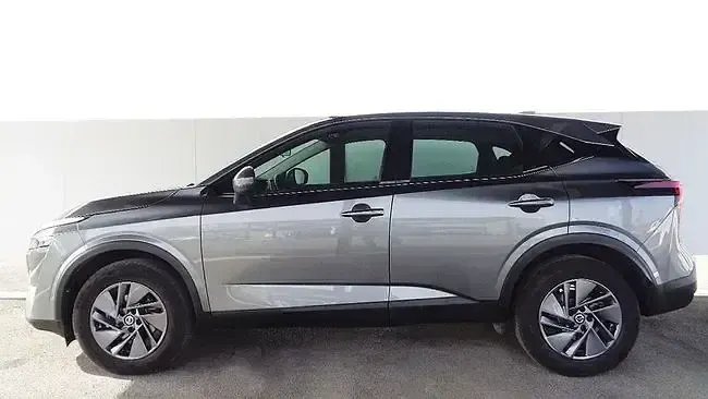 Usado Nissan Qashqai Acenta 140 CV (102 kW) 2025 Gris SUV