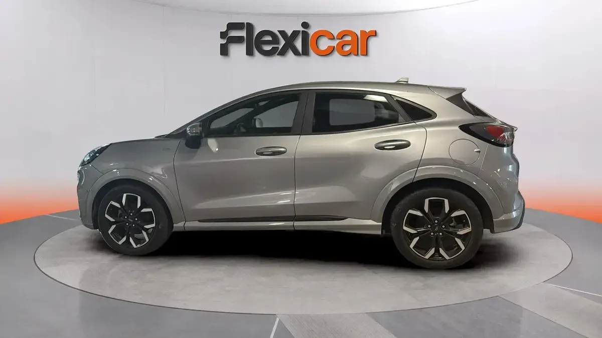 Usado Ford Puma ST-Line X 156 CV (114 kW) 2023 Gris SUV