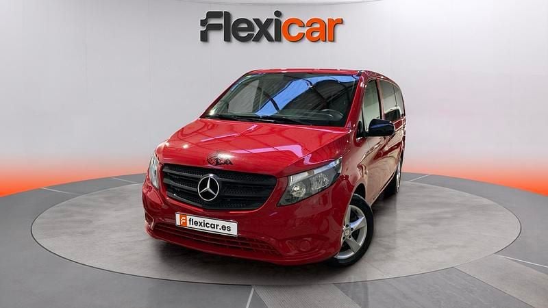 Usado Mercedes Vito 190 CV (139 kW) 2017 Rojo Van