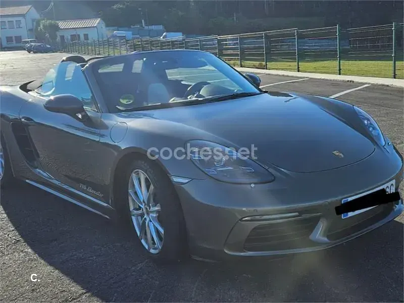 Usado Porsche 718 Boxster 300 CV (220 kW) 2018 Gris / plata Descapotable
