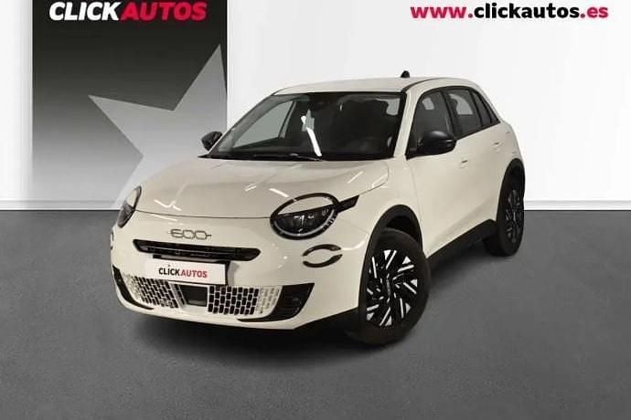 Usado 2025 Fiat 600 Pop | 17.400 € (Super precio) - Imagen 1/4