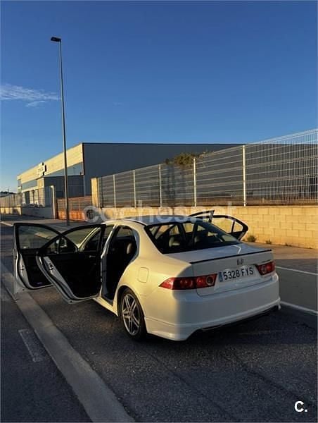 Usado Honda Accord Sport 140 CV (102 kW) 2007 Blanco Berlina