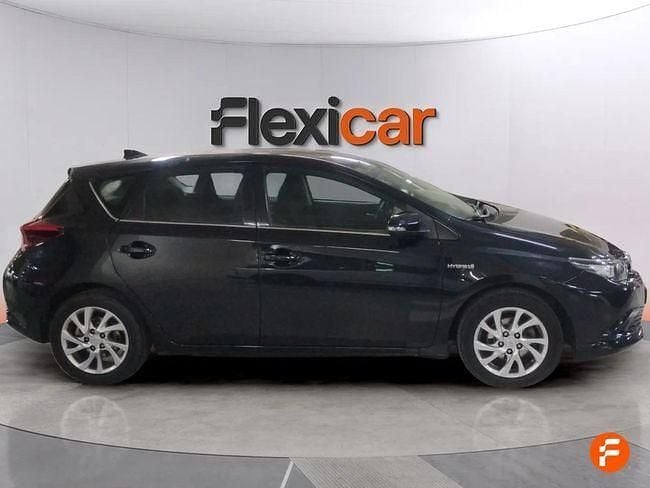 Usado Toyota Auris Hybrid Active 136 CV (100 kW) 2016 Negro