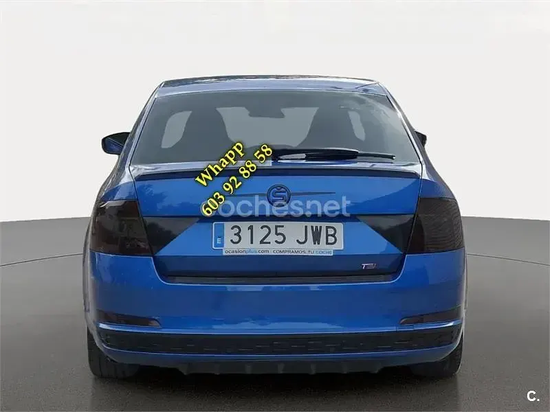 Usado Skoda Octavia Executive 160 CV (117 kW) 2017 Azul Berlina