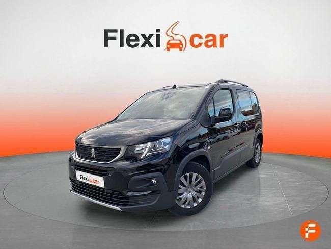Usado Peugeot Rifter Allure 131 CV (96 kW) 2023 Negro Monovolumen