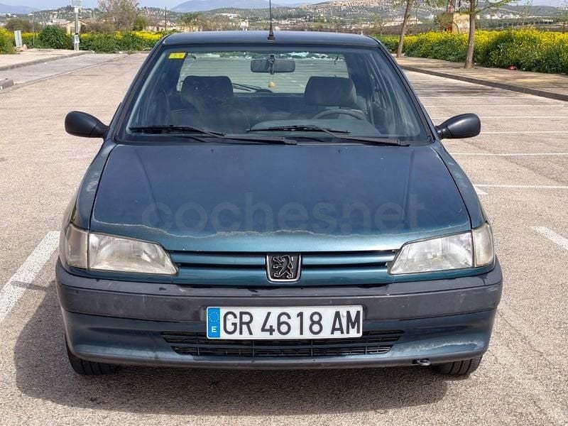 Usado Peugeot 306 Style 71 CV (52 kW) 1997 Azul Berlina