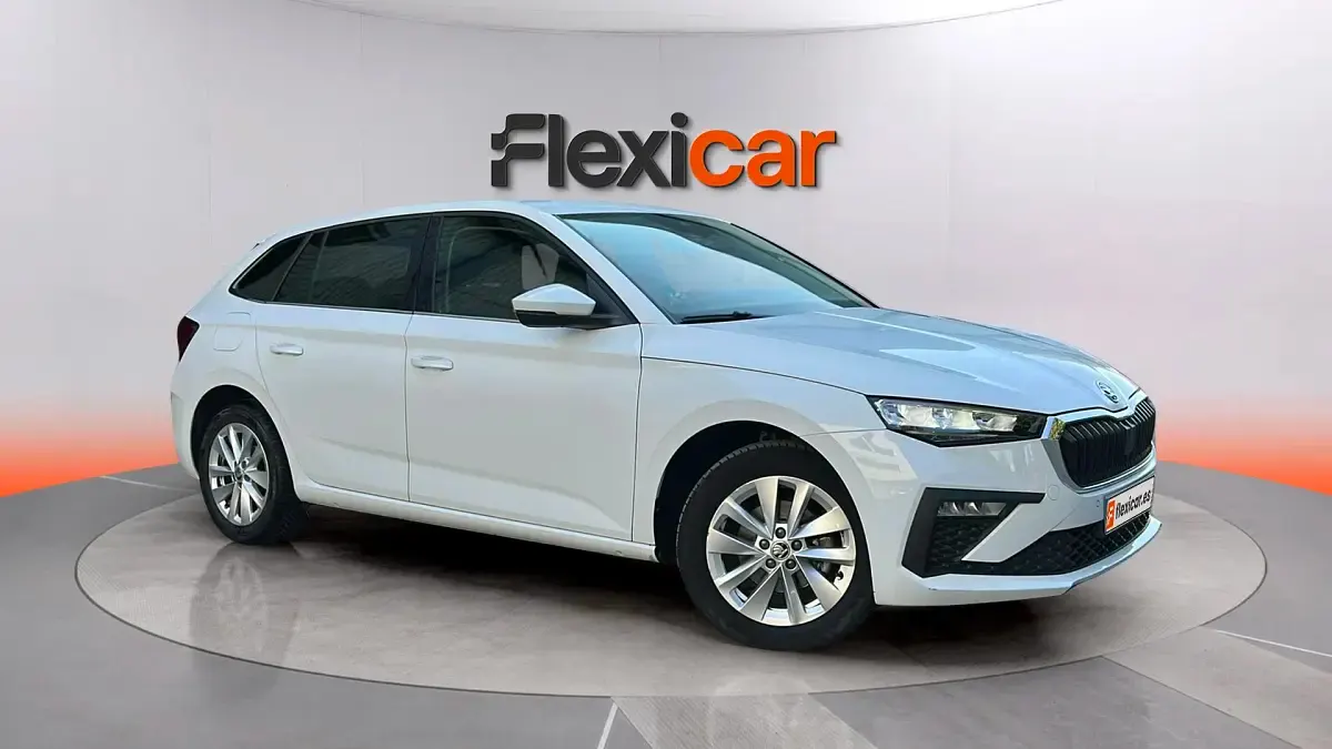 Usado Skoda Scala Selection 116 CV (85 kW) 2024 Utilitario