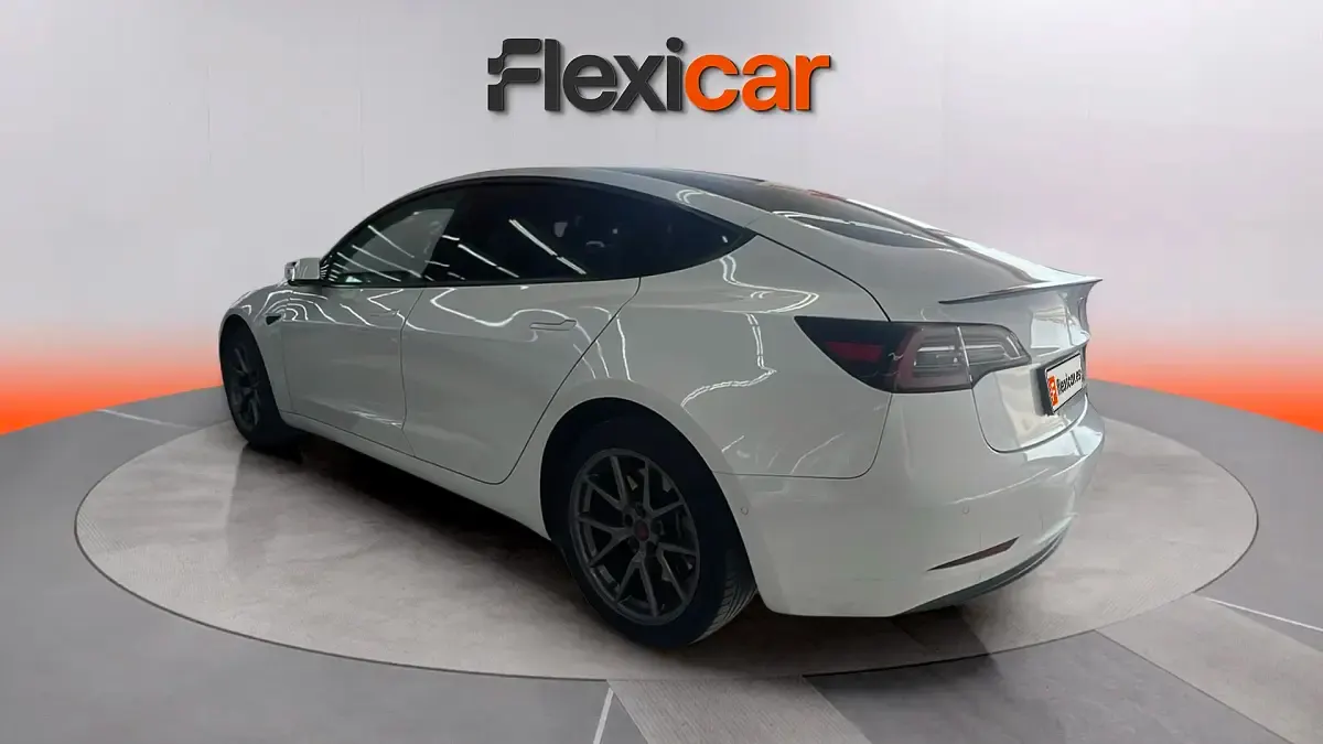 Usado Tesla Model 3 RWD 239 kW (325 CV) 2021 Blanco Berlina