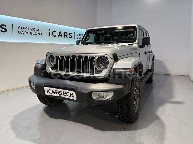 Usado Jeep Wrangler Sahara 272 CV (200 kW) 2024 Gris / plata SUV