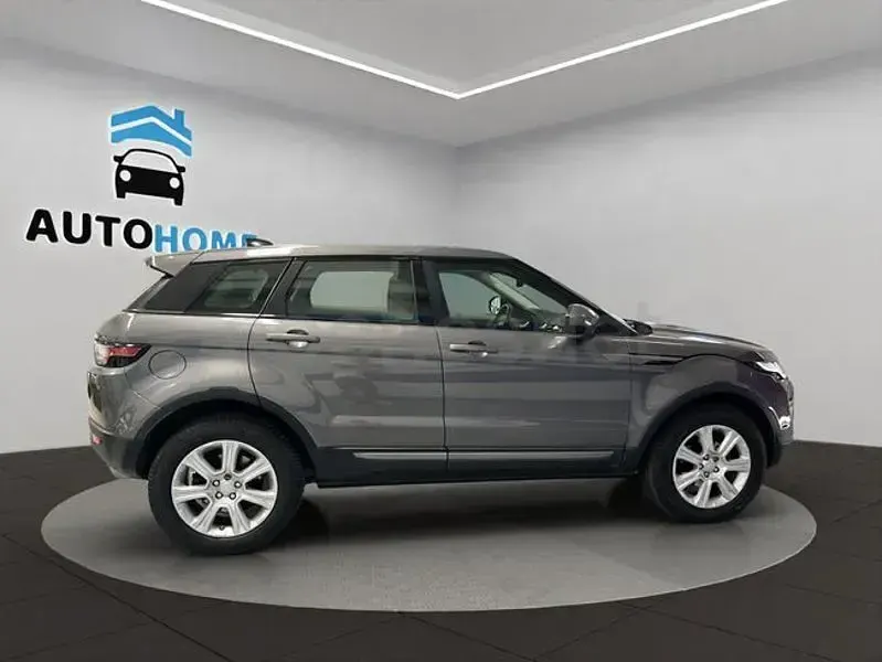 Usado Land Rover Range Rover evoque SE Dynamic 150 CV (110 kW) 2017 Gris / plata SUV