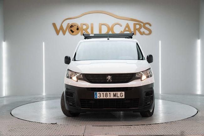 Usado Peugeot Partner 100 CV (73 kW) 2023 Blanco Monovolumen