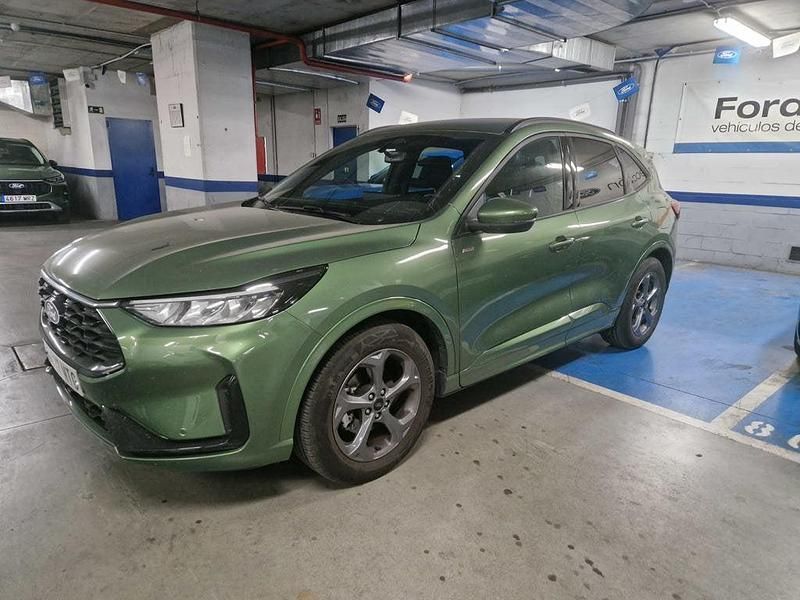 Verde Usado 2024 Ford Kuga ST-Line SUV | 29.850 € (Precio justo) - Imagen 1/4