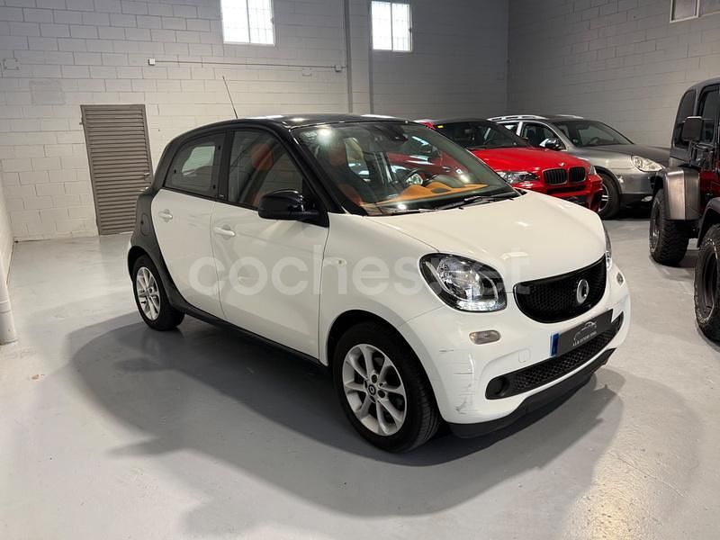 Usado Smart ForFour Passion 90 CV (66 kW) 2017 Blanco Utilitario