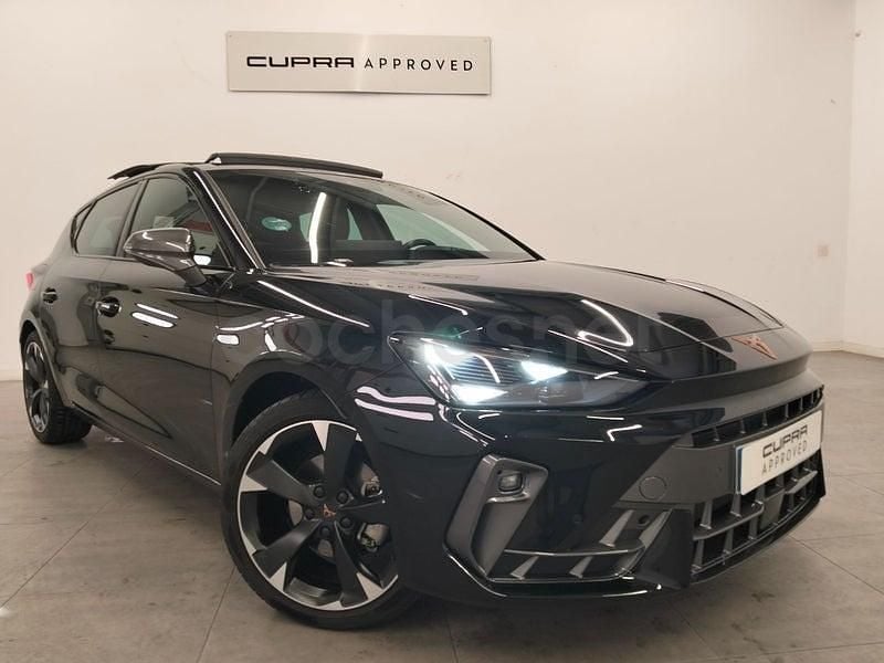 Usado Cupra Leon 150 CV (110 kW) 2025 Negro Berlina