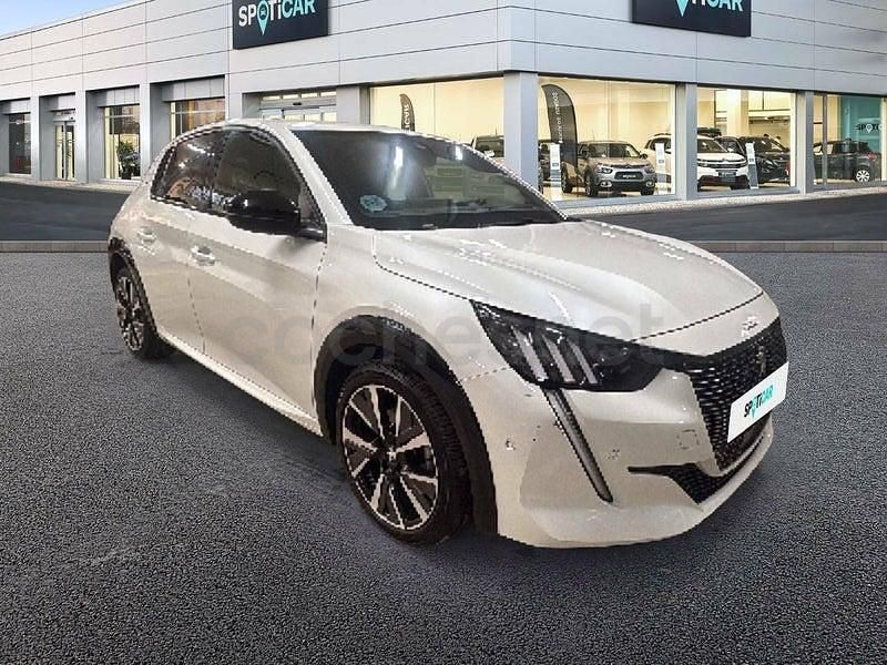 Usado Peugeot 208 GT 100 CV (73 kW) 2022 Blanco Utilitario