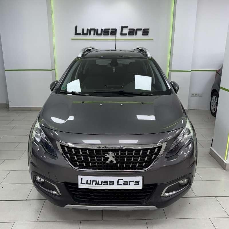 Usado Peugeot 2008 Crossway 120 CV (88 kW) 2017 Gris / plata SUV