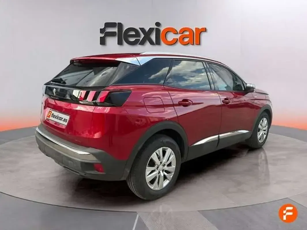 Usado Peugeot 3008 Style 131 CV (96 kW) 2021 Rojo SUV
