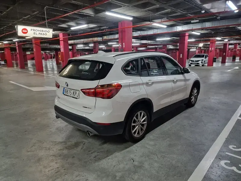 Usado BMW X1 Comfort Edition 150 CV (110 kW) 2019 Blanco SUV