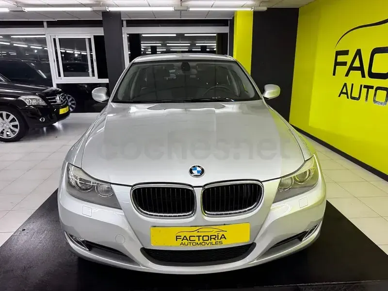 Usado BMW 320 184 CV (135 kW) 2011 Gris / plata Familiar