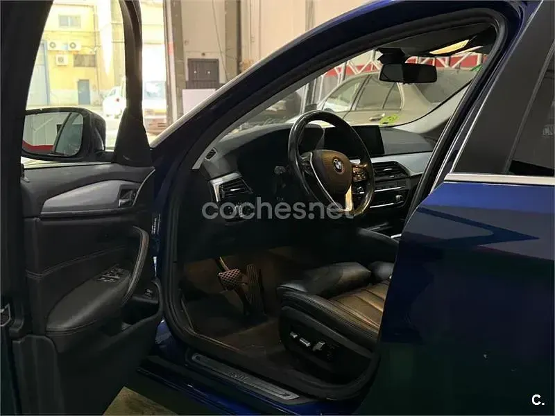 Usado BMW 520 190 CV (139 kW) 2019 Azul Familiar