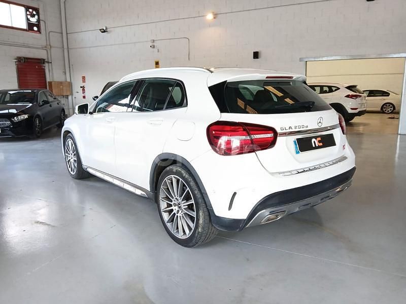 Usado Mercedes GLA200 136 CV (100 kW) 2018 Blanco SUV