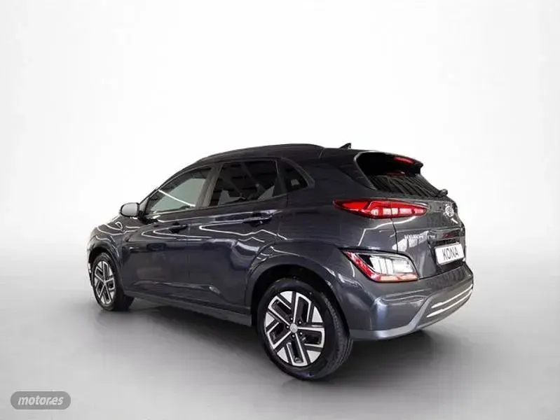Usado Hyundai Kona Style 150 kW (204 CV) 2024 Negro SUV