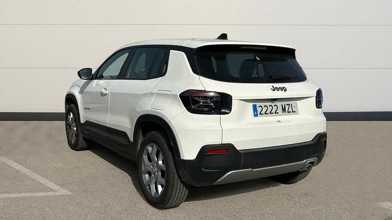 Usado Jeep Avenger Altitude 100 HP (73 kW) 2025 Branco SUV