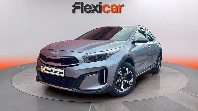 Usado Kia XCeed 160 CV (117 kW) 2023 Gris SUV